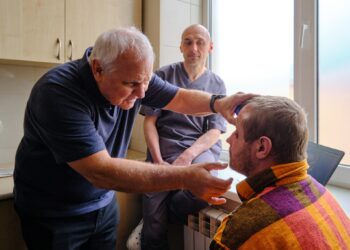 Медична допомога з канади