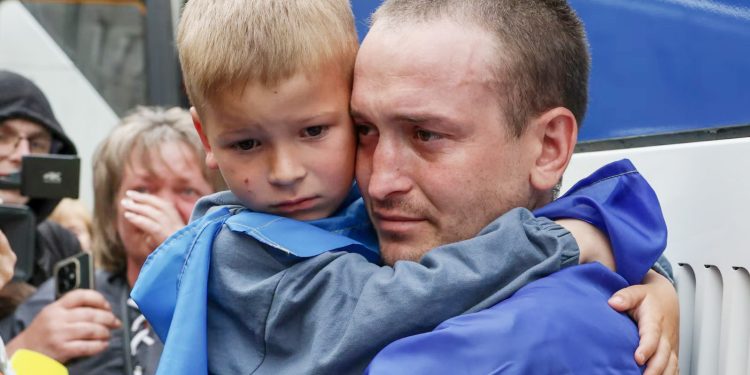 Україна повертає своїх