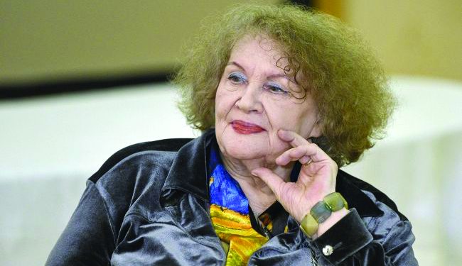 Ліна Костенко рознесла російського патріярха кіріла