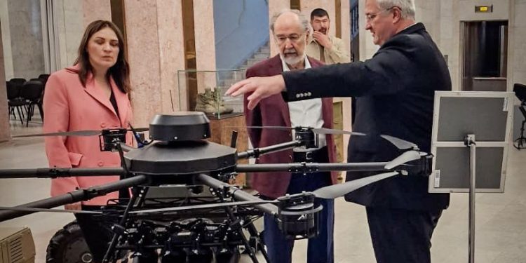 Андрій Сибіга провів зустріч з канадським підприємцем та меценатом Джеймсом Темертеєм