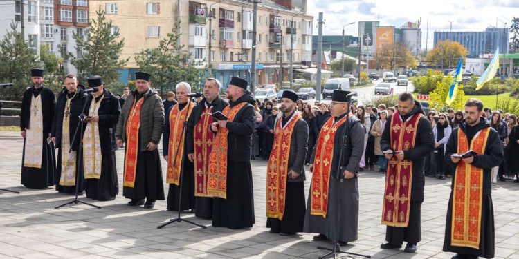 Громада Івано-Франківська молилася за упокій Степана Бандери
