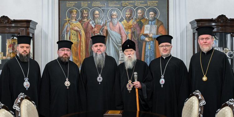 Митрополит Епіфаній зустрівся з Патріярхом Філаретом