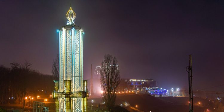 Світове українство готується вшанувати памʼять жертв Голодомору