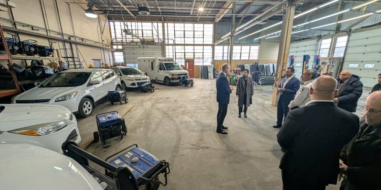 City of Toronto Transfers Emergency Vehicles and Generators to Sister City Kyiv