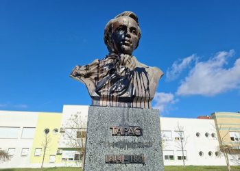 Осквернений Шевченко і боротьба за демократію в Сербії