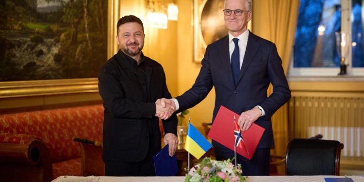 Україна та Норвегія запускають спільне виробництво тисяч дронів для ударних місій