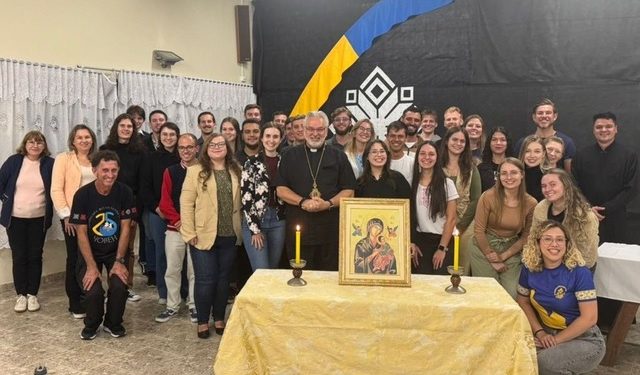 Молодь, родина і надія: єпископ Браян Байда про майбутнє Церкви