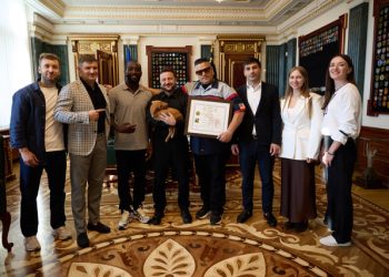 Боксер Теренс Кроуфорд прибув до Києва